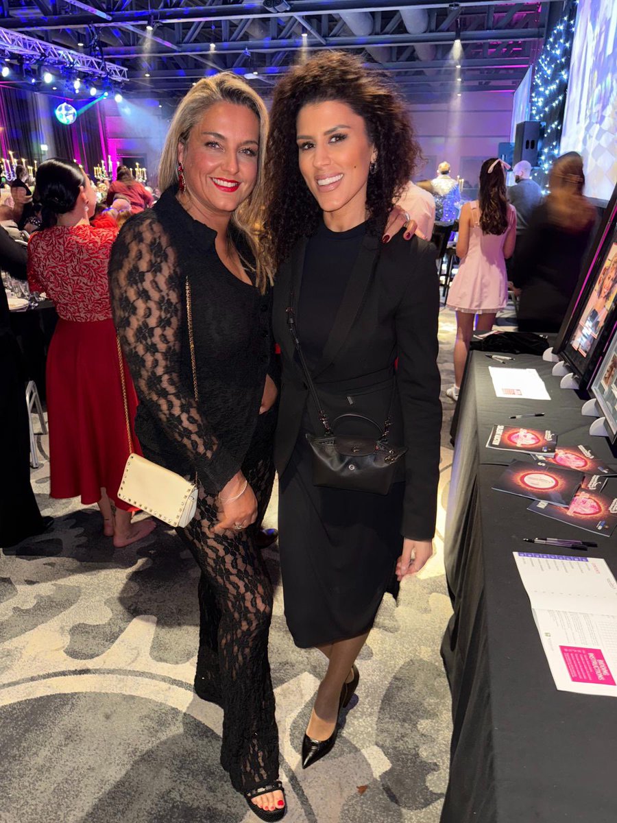 actressann's tweet photo. What an amazing evening Strictly Liverpool for The Women’s Hospital Charity and bumping into my bestie ❤️#liverpool #Strictly #charity https://t.co/KxhKJDYrNn