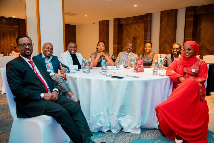 MegaGlobalLink's tweet photo. We would like to extend our heartfelt thanks to Mr Mwiseneza Abdel Aziz,Service Delivery Division Manager at  Rwanda Gornance Board &amp; @karisimbievent
for Owarding  @MegaGlobalLink THE BEST ABROAD EDUCATION AGENCY OF THE YEAR.
We thank our beloved customers for your trust. https://t.co/07hpUFmNPp