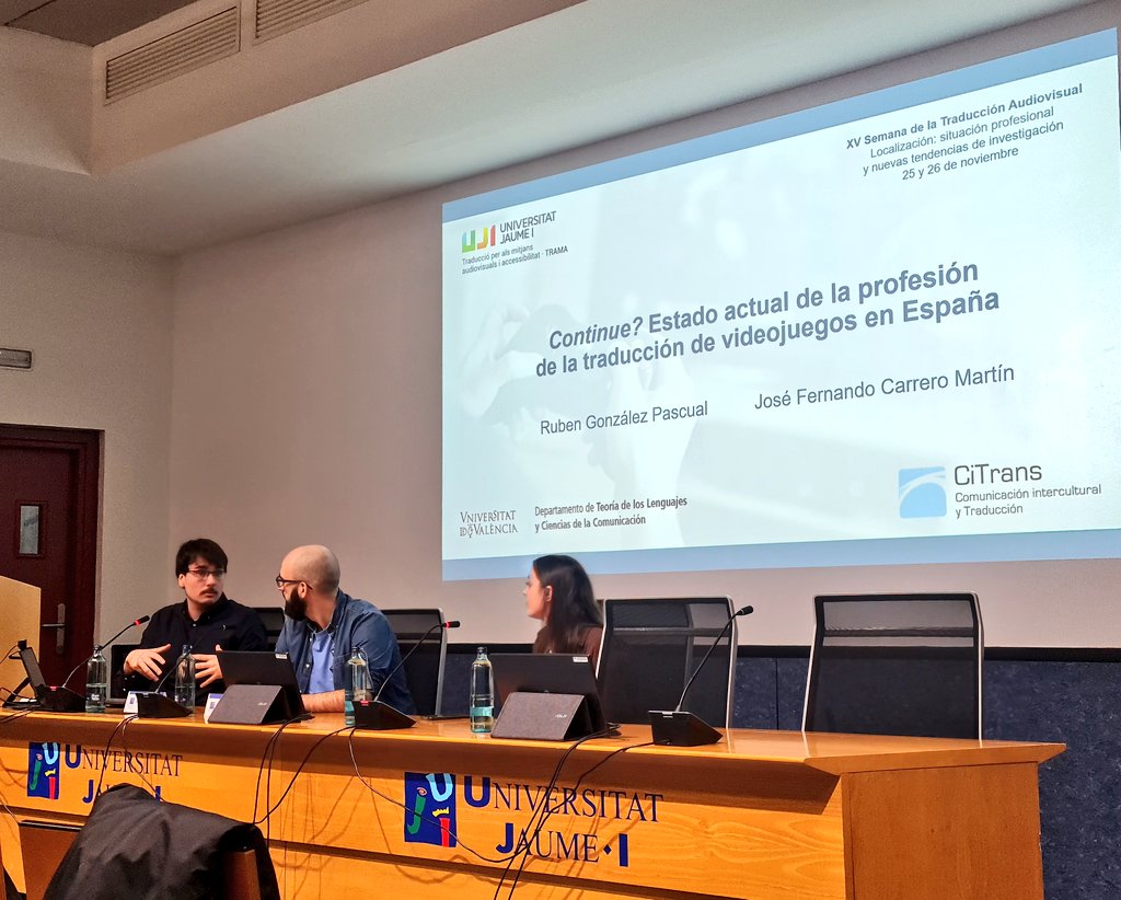 TRAMA_UJI's tweet photo. La primera ponencia está a cargo de @Fer_CM93 y Rubén González Pascual, quienes han estudiado la situación actual del mercado profesional de la localización de videojuegos. https://t.co/YzSdpKoaaB