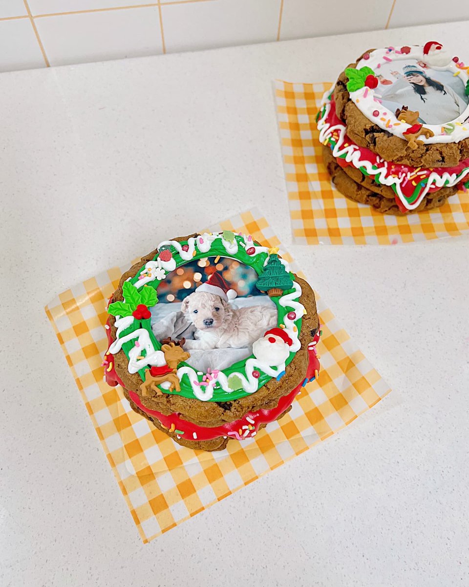 마이구디 포토쿠키 케이크 
DIY 키트 출시 🎄🍪🎂
내가 원하는 사진으로 만들어보는 
#포토쿠키 #사진케이크 
#크리스마스쿠키 #크리스마스케이크
*네이버 스마트스토어 
naver.me/56Ris4JB