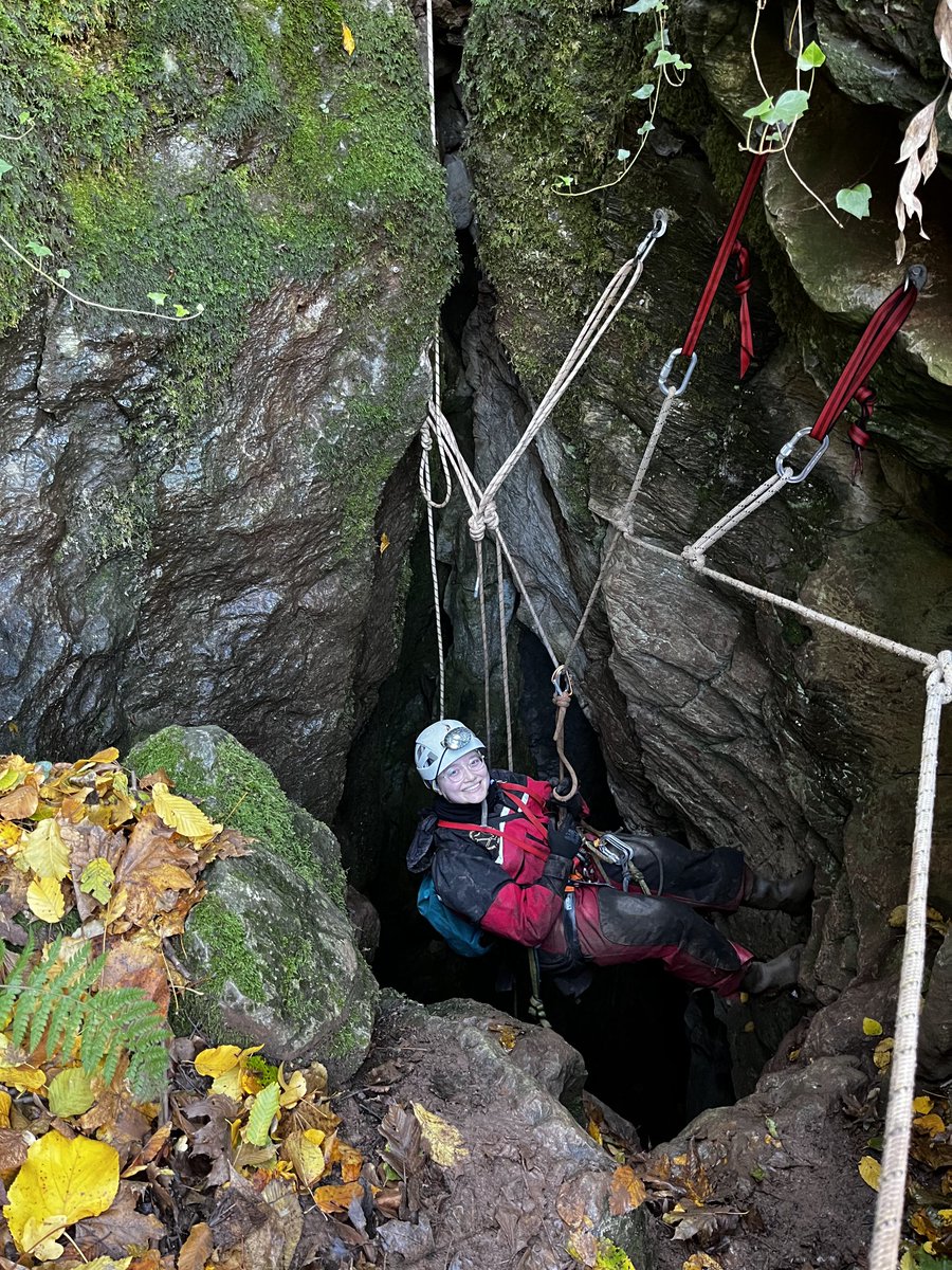 TheBiologist01's tweet photo. This weekend I entered Cinlikuyu cave for photography. Drinking tea while waiting in the cold and photographing friends was awesome! #caving @itumagara https://t.co/BomJtdlcHS
