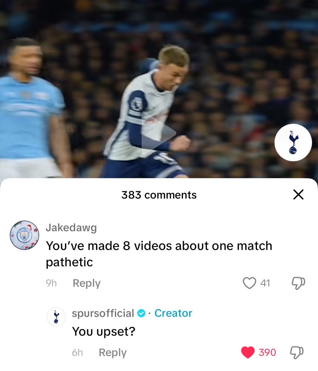Out Of Context Football tweet media