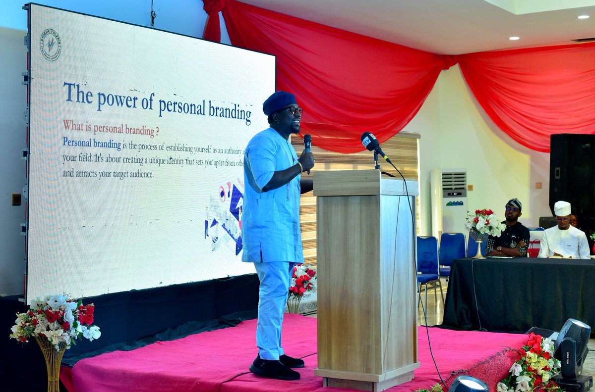 himproperties's tweet photo. The realtor hang out host by Crown allied. A very interesting discussions, presentation and knowledge about how you can enhance your career to real estate and wealth building.
@himproperties.ng
@CrownAlliedRealty 
#realtorshangoutAbuja https://t.co/IM9beyA9Ub
