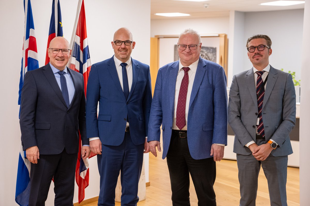 On 22 November 2024, the Prime Minister of the Principality of Liechtenstein, H.E. Dr Daniel Risch, paid an official visit to the EFTA Court accompanied by Simon Biedermann, Secretary-General of the Ministry of General Government Affairs and Finance.