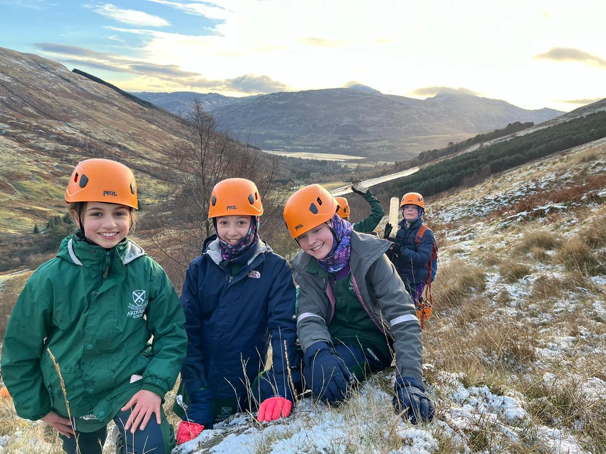 ArdvreckSchool's tweet image. Pupils in Form 5 got to go weaselling in the snow, followed by a spot of archery and laser tag. Not a bad Adventure Friday amongst the gorgeous nature of Highland Perthshire.
#adventure #outdooreducation #inspirethenextgeneration