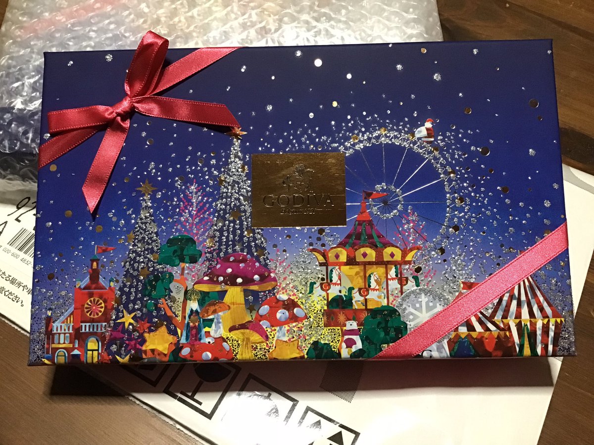 sigaredaisuki's tweet photo. ひと足早いクリスマスプレゼント🎁が届きました〜❣️
ひと箱16粒入り×2箱🥰
今日から１個ずつ食べたら💕
クリスマス〜❣️🧑‍🎄🎄🪅

#クリスマスプレゼント
#GODIVA
# ゴディバウインターワンダーズアソートメント https://t.co/M86pP04Itw