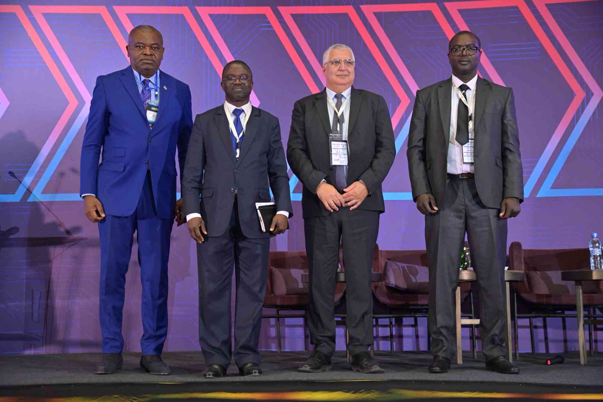 📸 Retour en images sur 2 jours inoubliables aux ATDA 2024 !

🌍 Une édition riche en échanges, en partages et en perspectives autour de l'IA, du Cloud et de l'avenir numérique de l'Afrique.

📅 Revivez les moments forts de cette 13ᵉ édition dans notre galerie !

#ATDA #ATDA2024