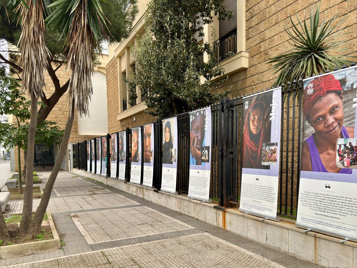 Desde hoy #25N, Día Internacional de la Eliminación de la Violencia contra la Mujer, la <a href="/SubdelegCadiz/">Subdelegación Cádiz</a> expone "Mujer todos somos una", la exposición de <a href="/fmagad/">Francisco Magallón</a> y ACNUR que muestra la persecución que sufren mujeres de todo el mundo, y su lucha por salir adelante.
📍Cádiz
🗓️05/12🔚