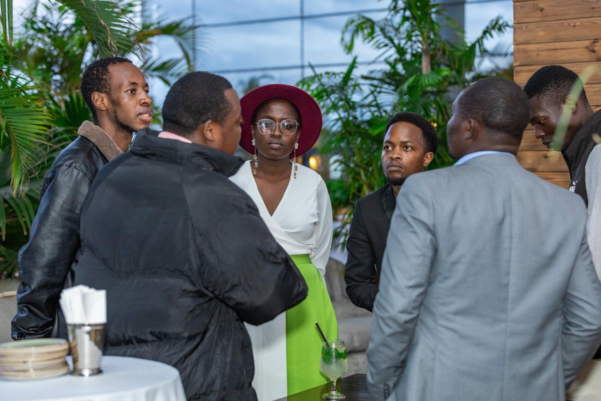 Spinjetsorg's tweet photo. Last Thursday,we had the privilege of attending a Climate Networking &amp; Cocktail Evening organized by Allied Talent https://t.co/yq2cIuQJmF was an incredible opportunity to connect with like-minded organizations and discuss how we can use art as a powerful tool to address climate. https://t.co/w6oNeN8Gsh