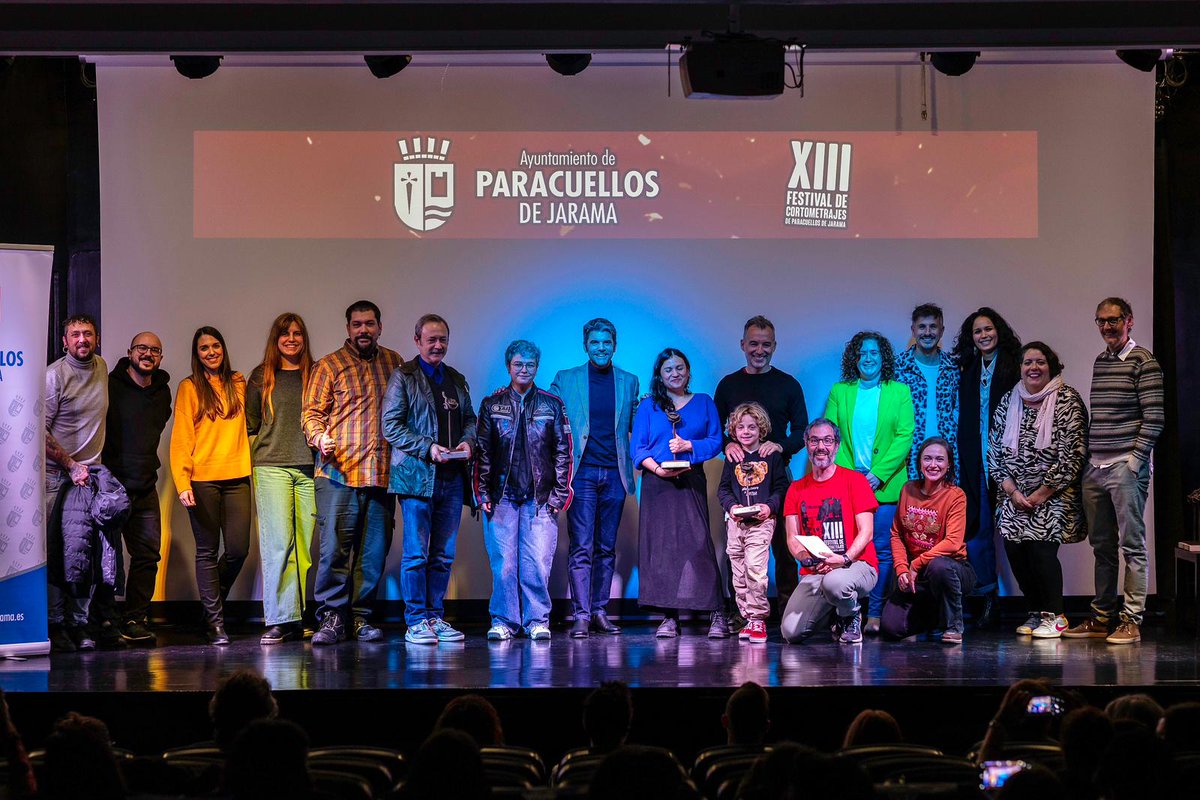 Palmarés XIII Festival de Paracuellos:

1º  p. público: “Céntrico”
2º p. público: “Tumbas vecinas”
1º p. jurado: “El trono”
2º p. jurado: “Cafunè”
Mejor actriz: Montse Torrent, por “Tumbas vecinas”  Mejor actor: Manu Baqueiro, por “El trono”  
Jurado joven: "Nivel Dios”

👏👏👏