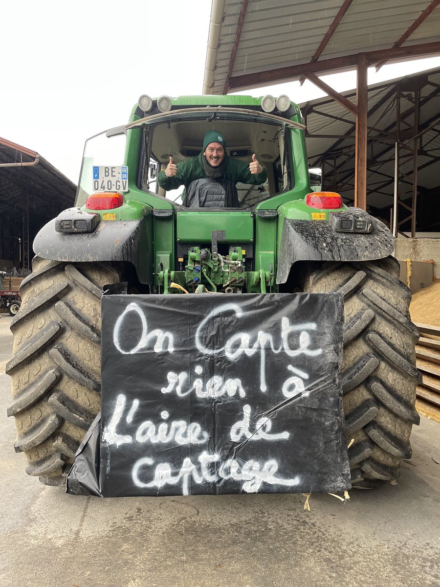 Antoine Grasser (@antoine_grasser) on Twitter photo Et c’est reparti pour une journée manif!!! 😀🚜😊
<a href="/FNSEA/">La FNSEA</a>
<a href="/JAGrandEst/">JA Grand Est</a>
<a href="/VILLEdeRETHEL/">Ville de RETHEL</a>
<a href="/ChambreAgri08/">Chambre d'Agriculture des Ardennes</a> Et c’est reparti pour une journée manif!!! 😀🚜😊
<a href="/FNSEA/">La FNSEA</a>
<a href="/JAGrandEst/">JA Grand Est</a>
<a href="/VILLEdeRETHEL/">Ville de RETHEL</a>
<a href="/ChambreAgri08/">Chambre d'Agriculture des Ardennes</a>