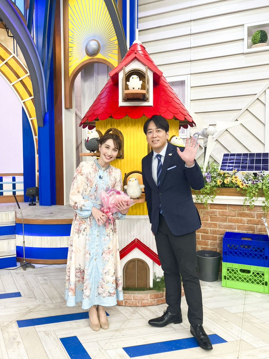 THETIME_TBS's tweet image. 🐣🐣🐣

／
🐥#はいだしょうこ さん１か月ありがとうございました✨
＼

しょうこおねえさんの歌は毎週楽しみでした

また、お絵描きしてくれたり、変顔してくれたりと
朝から楽しい時間をありがとうございました

#thetime_tbs
#thetimeオフショット
#アズミ #安住紳一郎
@haida_staff