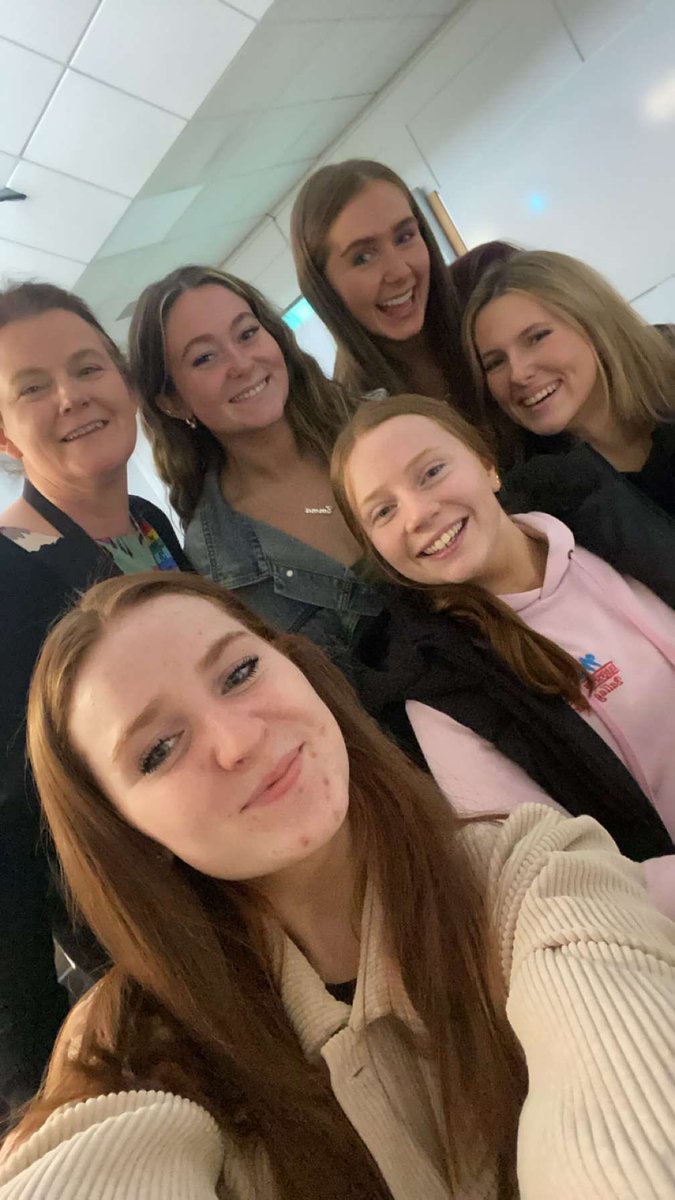 My favourite module: Social Media &amp; Mobile Apps❣️ <a href="/TUS_ie/">Technological University of the Shannon</a> <a href="/TUS_BH/">Faculty of Business & Humanities</a> <a href="/foodtourismlit/">TUS Food & Tourism</a> 
#eventmanagementstudents #events #collegelife
If you want to find out about my course, follow this link: tus.ie/courses/us941/
<a href="/MajellaGolden/">Majella Golden</a> <a href="/MarieMitchell17/">Marie.Mitchell</a>