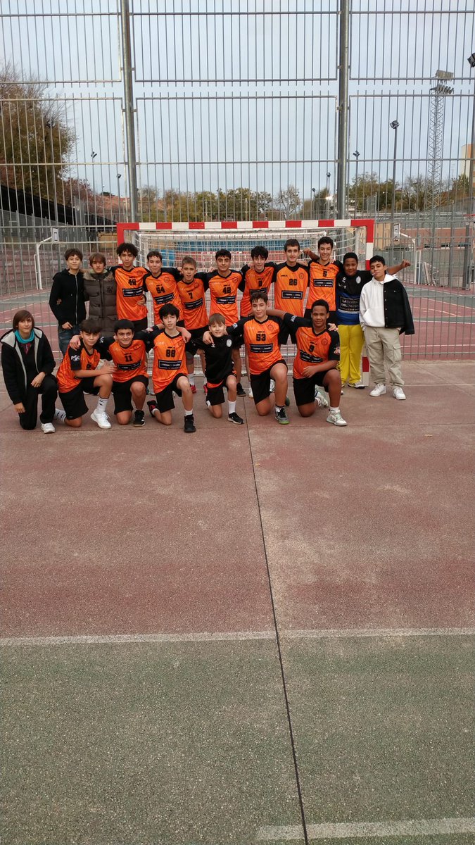 🚨 Resultados fin de semana 🚨

🗓️ Sábado 16 de noviembre.

🔸 Infantil Masculino 33-21 BM Coras 🔸

🗓️ Domingo 17 de noviembre.

🔸 BM Coslada 23-25 Cadete Masculino 🔸
🔸 BM Osuna 24-35 Senior 2º Terri🔸

instagram.com/p/DCgn2HDsi4P/…