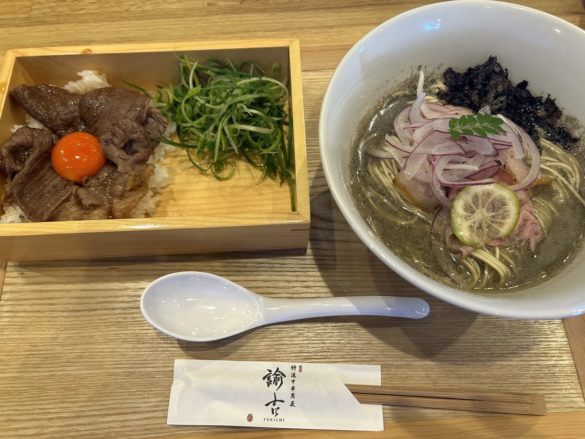ner_menson's tweet photo. 性癖マッチンでドMさんとアポ◎イラマ、スパンキング、首絞め全部やって欲しいとのことだったのでいじめてきました🥺検査済みだったのでご希望の中出しも〜潮吹きも水溜り状態…事後ラーめちゃ美味しかった🤤

@yamada_hona https://t.co/ldJKpEP0v4