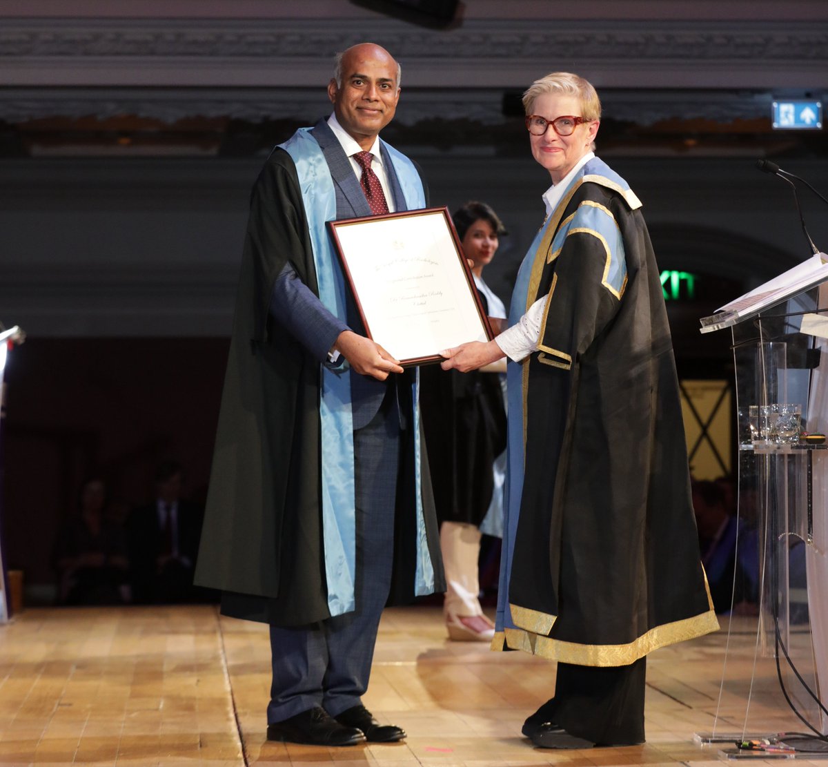 Mid Yorkshire Teaching NHS Trust (@midyorkshirenhs) on Twitter photo Huge congratulations to Consultant Radiologist, Dr Ramachandra Chittal, who has been awarded the Exceptional Contribution Award by <a href="/RCRadiologists/">The Royal College of Radiologists</a>, recognising his incredible work on the Radiology Events and Learning (REAL) initiative.
๐ฐ Read more: buff.ly/3TuJ8QB Huge congratulations to Consultant Radiologist, Dr Ramachandra Chittal, who has been awarded the Exceptional Contribution Award by <a href="/RCRadiologists/">The Royal College of Radiologists</a>, recognising his incredible work on the Radiology Events and Learning (REAL) initiative.
๐ฐ Read more: buff.ly/3TuJ8QB