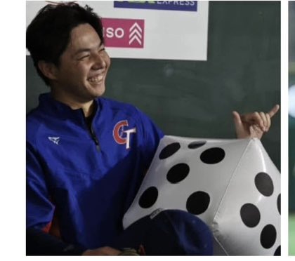 あなたが知らない台湾チームの物語

彼らはよく「6」を示します。それは、台湾のファンが選手たちのパフォーマンスをサイコロに例え、「まるでサイコロを振るようだ」と言うからです。選手たちは努力を重ね、毎日自分が「6」になれるようにしています。

#プレミア12
#Premier12
#TeamTaiwan