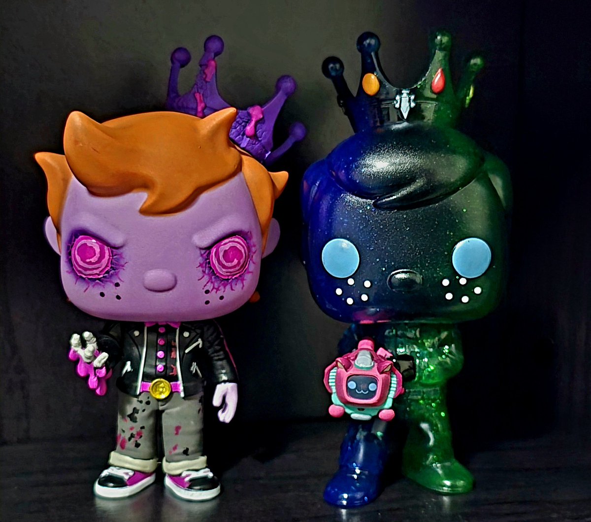 ADriftingNerd's tweet photo. @FunkoEurope Freddy Funko (finale)?
His name is Cosmic Freddy!
#Funko #FunkoFusion #EddyFunko #CosmicFreddy #BestFrienemies #FunkoPop https://t.co/socVfULP3t
