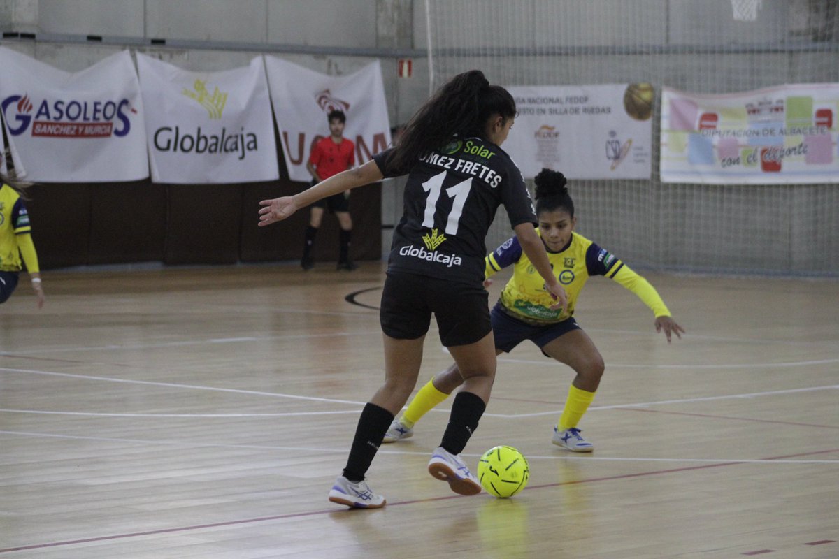UDAFalbafutsal's tweet photo. #UDAFVSSalesianosPuestollano

📸 @miiriam_lg https://t.co/hHQzmO6qWy