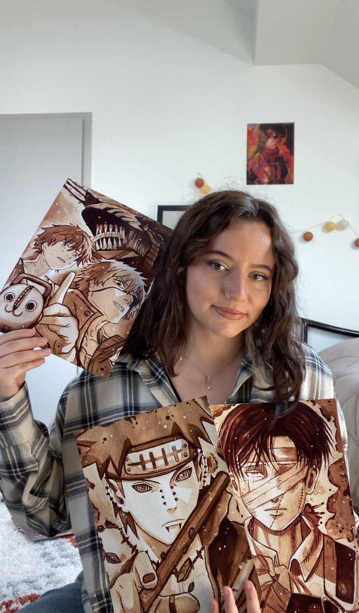 Hellooo, noël approche et si vous cherchez un petit cadeau sympa à offrir à un(e) fan d’animé/manga je fais une offre de noël sur mes impressions A4 de dessins réalisés au café ! 🎅🏻 

-50% sur tout les prints soit 5€ l’unité (à rajouter 5€ de frais de ports) 🙌🏼

venez en dm 🙂