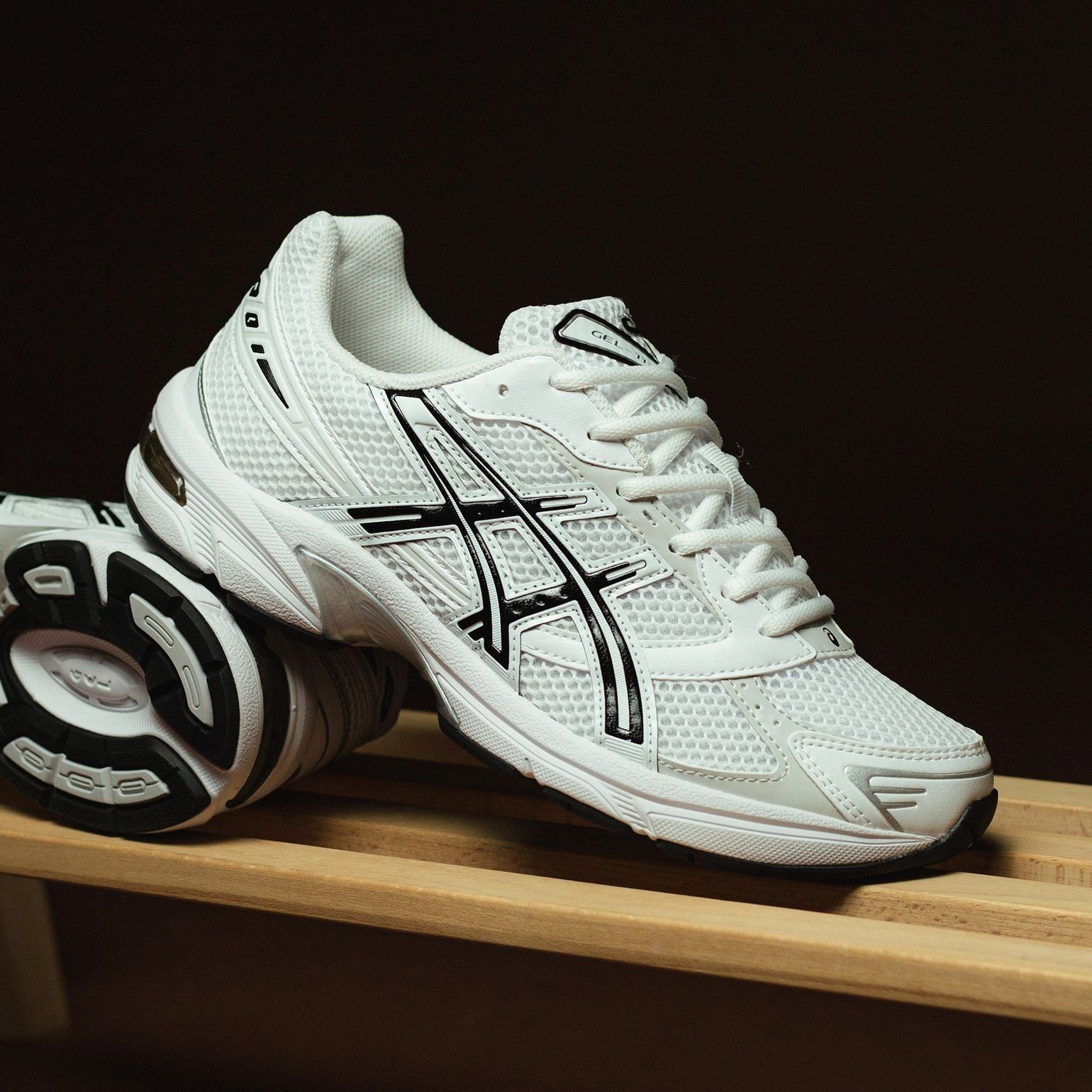 MoreSneakers more sneakers X