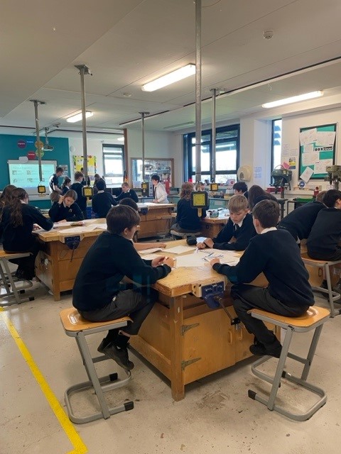 archway_school's tweet image. Y8 planning stage for Flying Start this morning .
Flying Start inspire engineers of the future. Looking forward to seeing designs later in the day. #archwayschool #Y8 #flyingstart #engineering