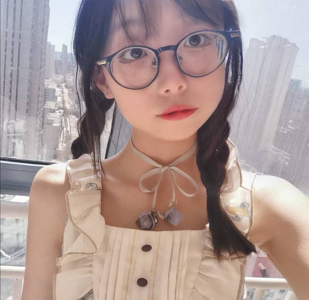 【网友投稿 No.1217】超萌眼镜小姐姐 #眼镜娘 #眼镜妹 #投稿 #反差 #投稿曝光 #女友 #女友分享 
#女友系列 #女同学 #女同事 https://t.co/ghv7vpXxpf