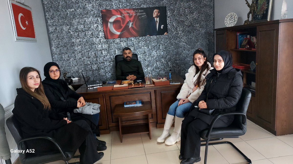 mcolak038's tweet photo. Bugün mülakatlarda hakları yenen,kontenjan dışına atılarak atanma hakkı elinden alınan öğretmenlerle beraberdik.

Adalet herkese lazım. 

@Yusuf__Tekin @RTErdogan @turkegitimsen https://t.co/PWqK7vuJ7P