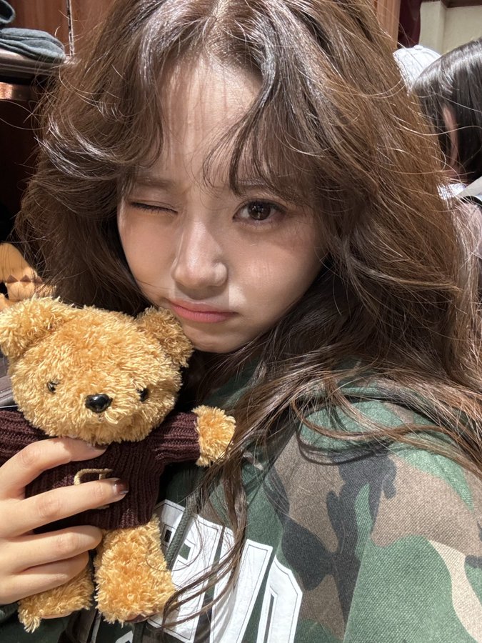 SpainCsr's tweet photo. [#YUNA]
El segundo cumpleaños de MAEUM🥺💜 
¡Felicidades, felicidades!

#CSR #첫사랑 #유나 https://t.co/geAKEKlD3C