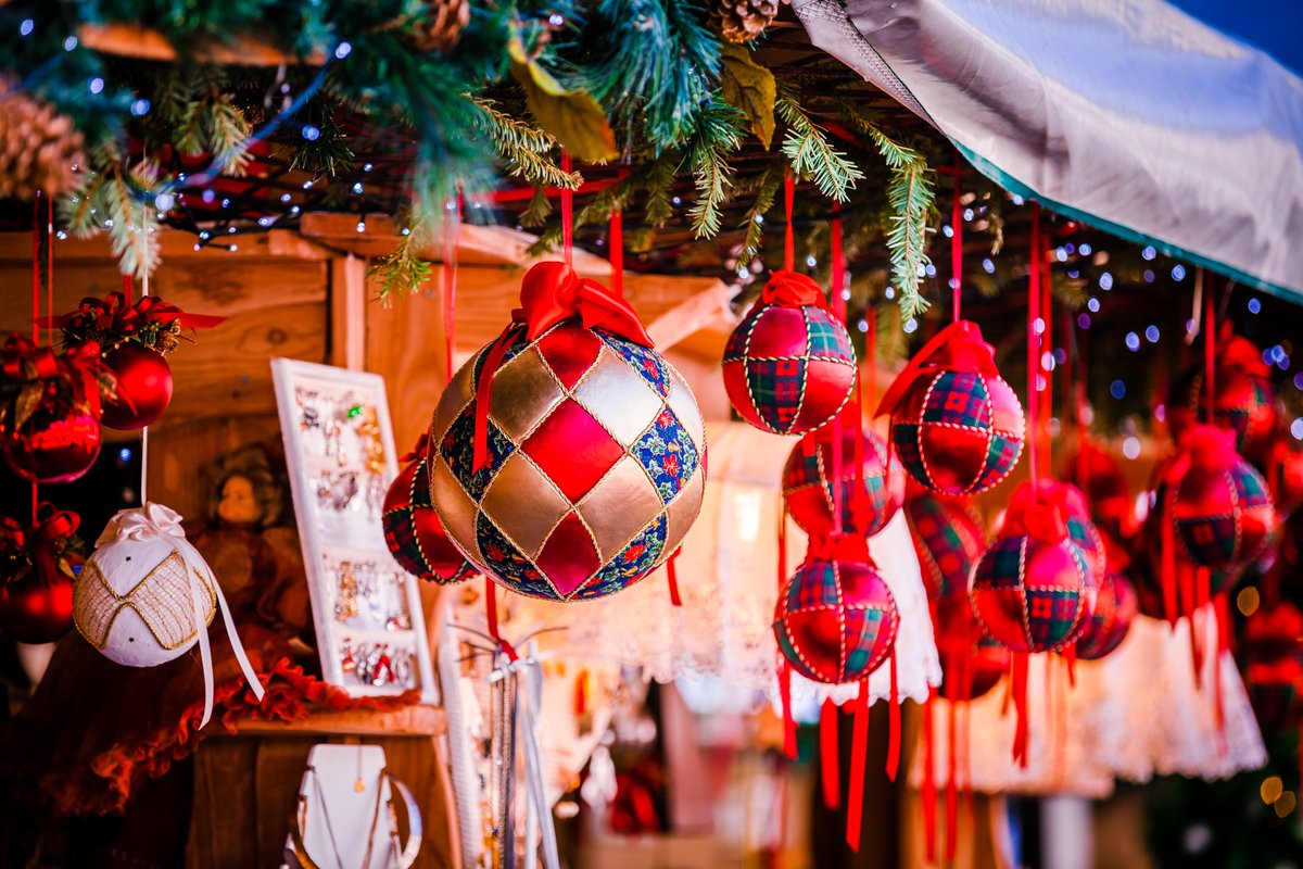 🚨 Spaces are limited, so do not miss out 🚨

👉 On Friday, December 6th, we will visit the Winchester Cathedral Christmas Market. ☎ Call 01883 330095 to book your ticket. #christmas #winchester #christmasmarket #coach #coachhire #daytrips #fundaysout #fun #travel #kent