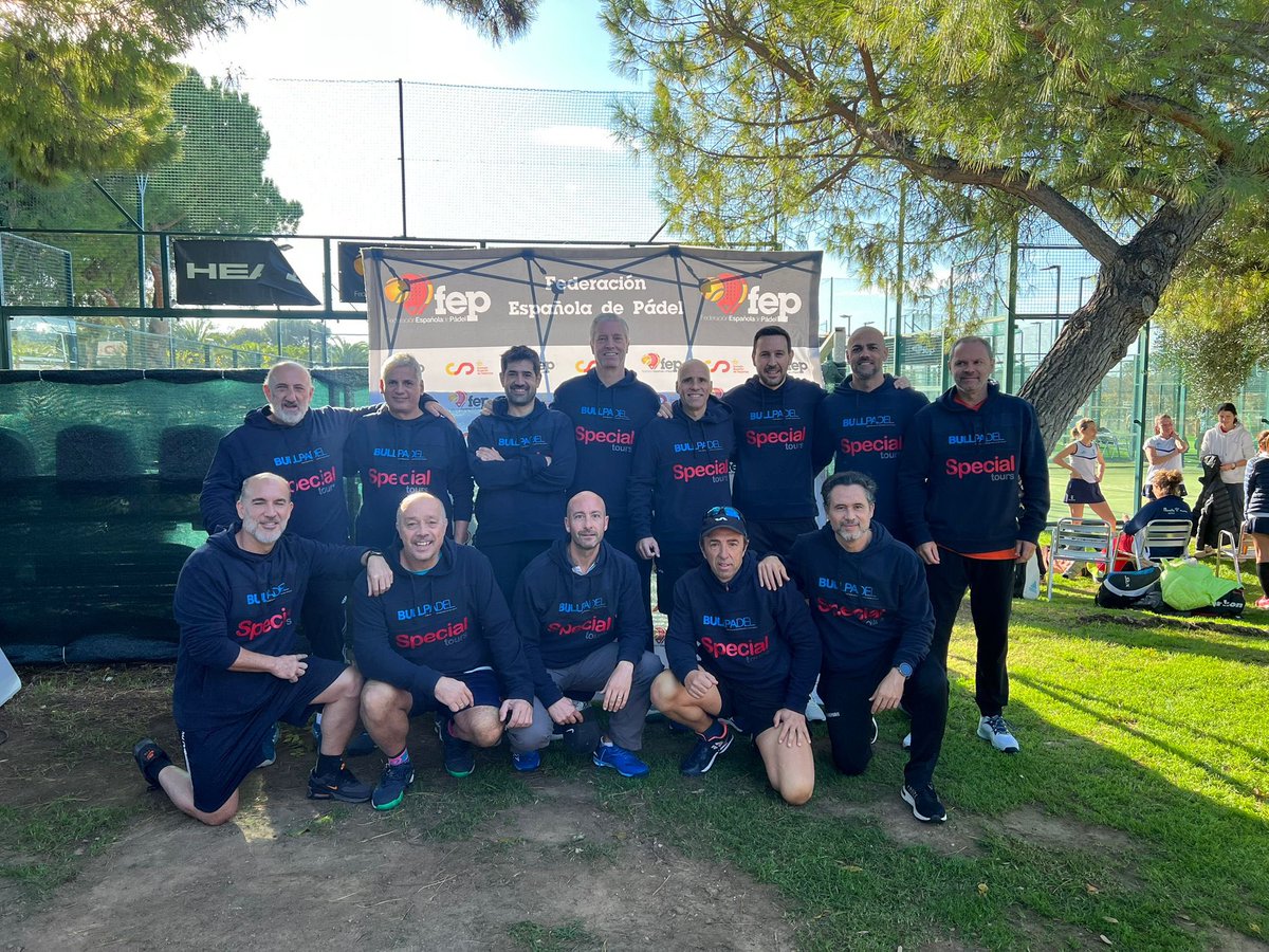 🏆🇪🇸  Campeonato España por Equipos de 3ª categoría de veteranos +40 (Reus)

🥈CD Elemental Tres Olivos - Montecarmelo: Subcampeones, ascienden a la categoría de plata del pádel veterano nacional

¡Enhorabuena!
👏🏻👏🏻👏🏻👏🏻👏🏻👏🏻