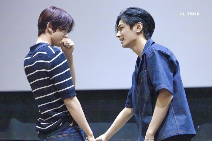 mynameistm_____'s tweet photo. เธอไม่เคยจริงจังกับผมเลย ขนาดผมบอกรักเธอก็ยังทำบีทบอกซ์อยู่ https://t.co/CvFCZio4Ey