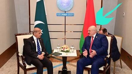 Farhan_Iq11's tweet photo. Yeh Belarus ka President bhi Pti wala nikla...? 😂🤣
#FinalCall
#HistoryInTheMaking
#24thNovFinalCall
#عوام_کا_طوفان_لائیگا_عمران
#احتجاج_سے_انقلاب_تک https://t.co/GEMmCyc8N9