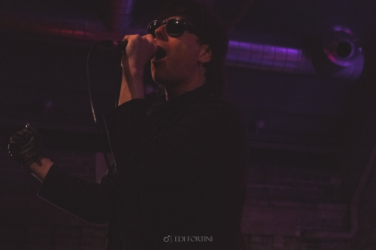 Nightshade Magazin (@__nightshade__) on Twitter photo Nightshade Galerie - KnightS im Maschinenhaus Berlin Oktober 2024 nightshade-magazin.de/galerie_detail… #knights #jamesknights #electro #pop #synth #synthpop #italodisco #hinrg #livepics #maschinenhaus #berlin #konzertfotografie <a href="/edifortini/">edi fortini foto</a> <a href="/JPSKNIGHTS/">KNIGHTS</a> Nightshade Galerie - KnightS im Maschinenhaus Berlin Oktober 2024 nightshade-magazin.de/galerie_detail… #knights #jamesknights #electro #pop #synth #synthpop #italodisco #hinrg #livepics #maschinenhaus #berlin #konzertfotografie <a href="/edifortini/">edi fortini foto</a> <a href="/JPSKNIGHTS/">KNIGHTS</a>