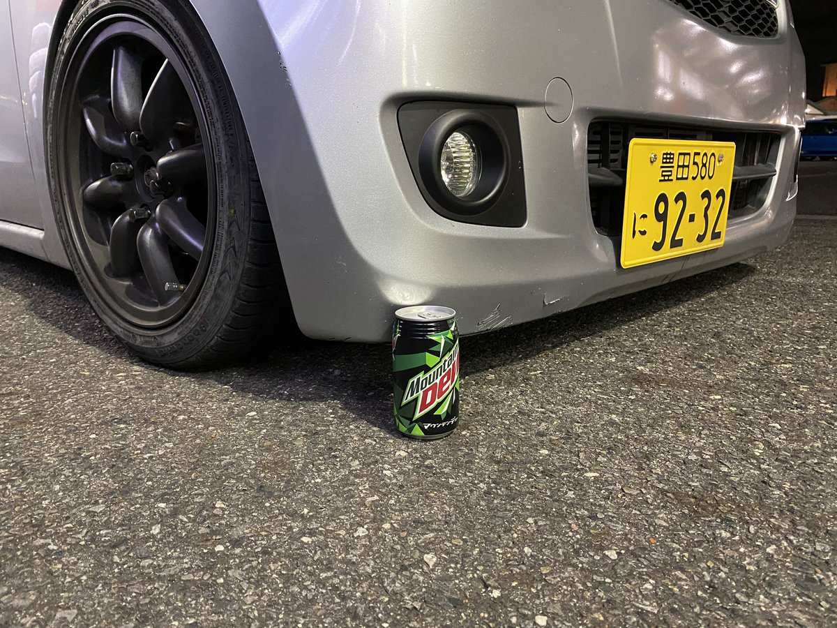 Sugiura_Racing's tweet image. 給料日なのでマウンテンデューを買いました

 #マウンテンデューが排卵期
 #シャコタン☆ミラ