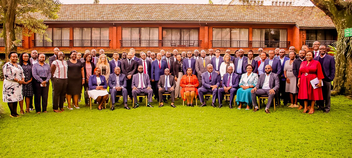 TESPOK_KENYA's tweet photo. Graced by the presence of CS @MargaretN_N, today’s @TESPOK_KENYA  engagement meeting was both insightful and collaborative. Pictured here is a gracious group moment celebrating discussions, networking, and progress towards a sustainable digital future.
@MoICTKenya  @CA_Kenya https://t.co/ejvCSzvTji