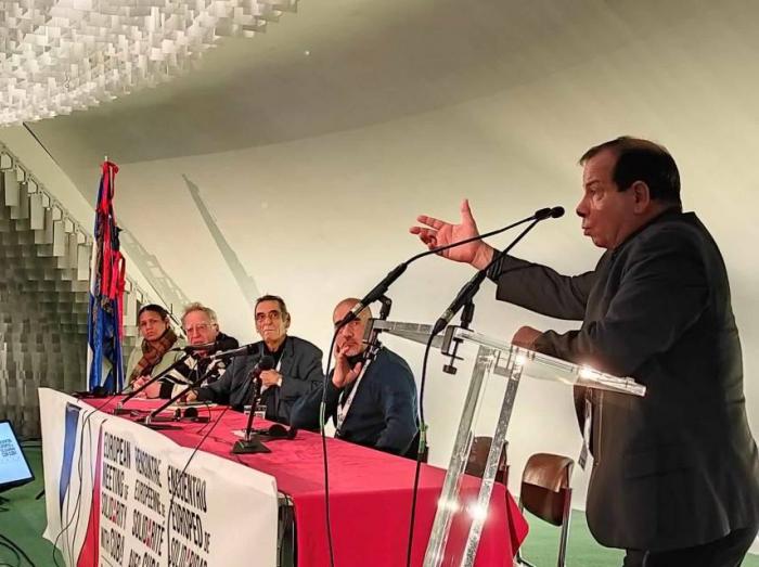UebServicioA's tweet photo. El presidente del Instituto Cubano de Amistad con los Pueblos, Fernando  González, calificó de exitoso por su amplia asistencia y profundidad de  los debates al XIX Encuentro Continental Europeo de Solidaridad con Cuba.@PaulinoPrezVie1
@Emp_Avilmat
@lopezOsmundo
#Avilmat https://t.co/l1ILVTaxLO