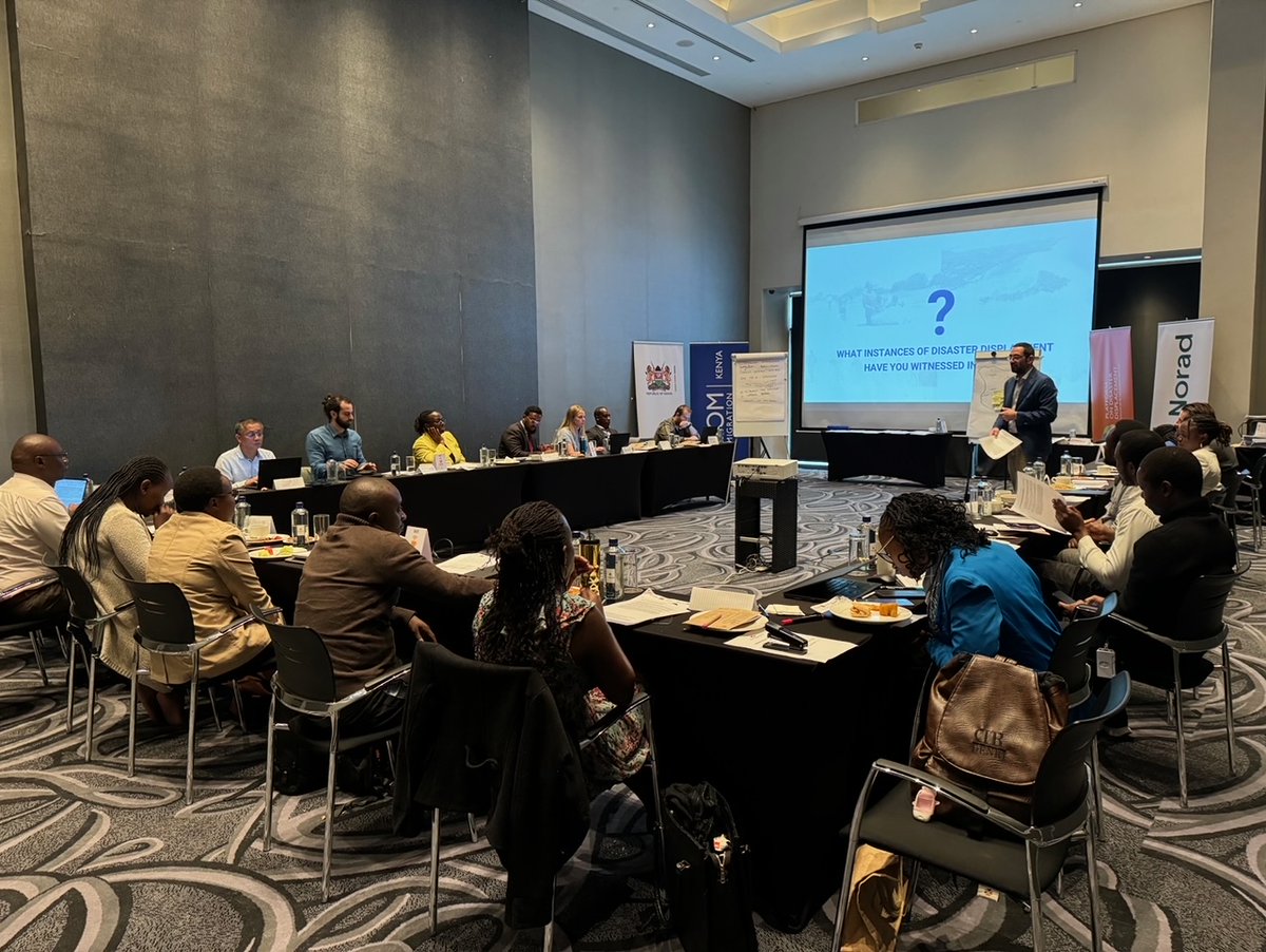 How are YOUR DRR policies preventing + addressing #DisasterDisplacement?
A training with 18 facilitators incl. the Gov. of Kenya, civil society and <a href="/IOMKenya/">IOM Kenya</a> is focusing today on how to use the new addendum to the Disaster Resilience Scorecard for Cities
➡️tinyurl.com/mpb6m4jb