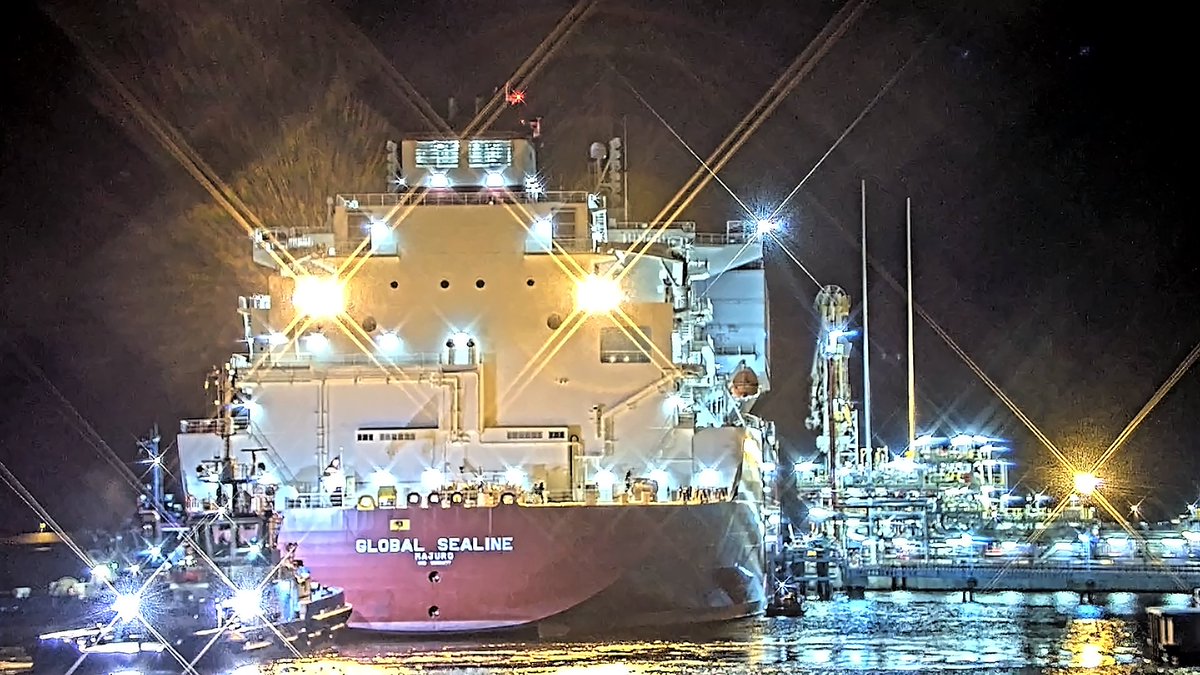 🚢W weekend w #TerminalLNG odebraliśmy 5⃣4⃣. ładunek #LNG w tym roku. Jednocześnie jest to 3⃣2⃣2⃣. dostawa, która dotarła do gazoportu w #Świnoujście od początku jego funkcjonowania.

<a href="/GAZ_SYSTEM/">GAZ-SYSTEM</a> @GK_PGNiG