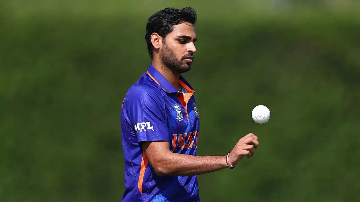 ashrafansari011's tweet photo. Welcome to #RCB Bhuvi 🔥
#ipl most loving team rcb 💪
#ipl2025auction #IPLauctions2025 
#bhuvneswarkumar https://t.co/xc8WABuyGr