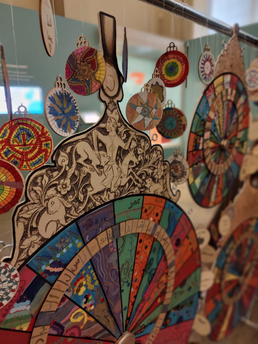 The Astrolabe Art Display, a display crafted by young artists from the Oxford Sudanese Supplementary School and @alshamacademy , took centre stage at the <a href="/HSMOxford/">History of Science Museum</a> . Under the guidance of the artist Lana, these students transformed their ideas into vibrant works of art. 🎨👩‍🎨👨‍🎨