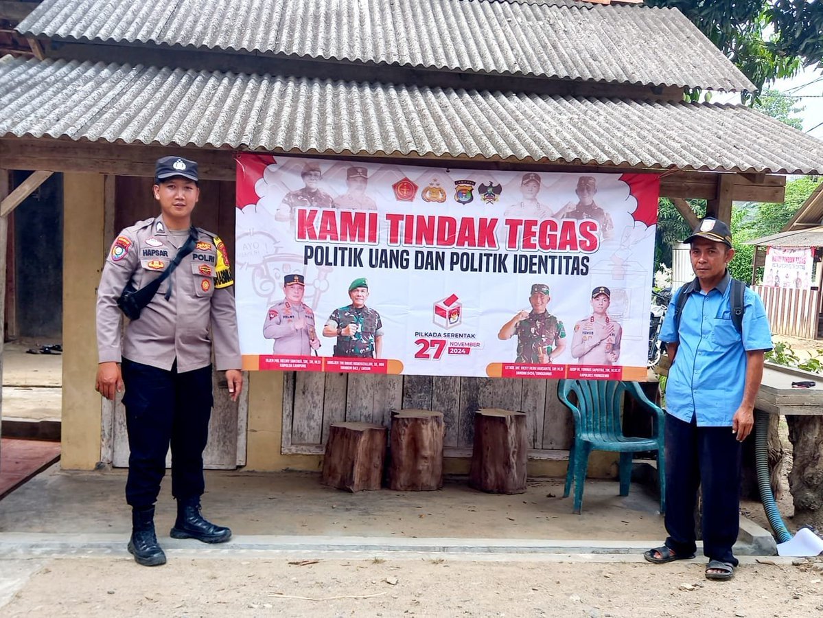 ihaewons's tweet photo. keren banget! Polda Lampung berkomitmen menjaga pemilihan kepala daerah agar tetap bebas dari politik uang dan politik identitas. ini sih harus kita wujudkan, biar kita punya pemimpin yang  berintegritas. #DukungPilkadaBersih https://t.co/qNX1o3Hv3p