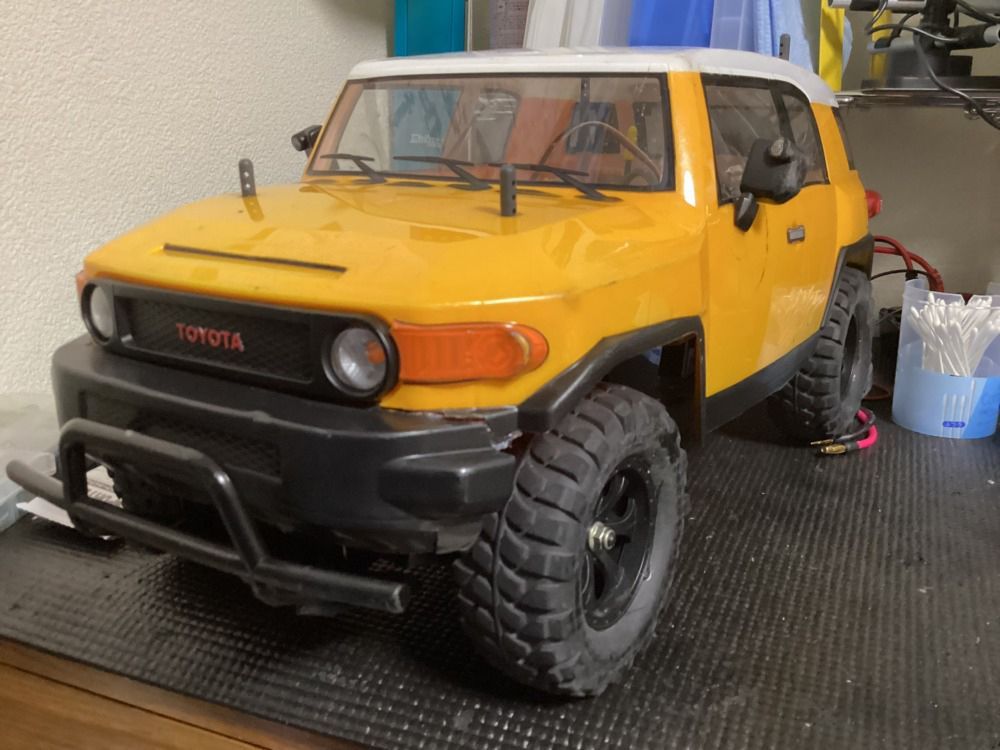 ichirock_jp's tweet image. 次女からまたラジコンで遊びたいとの要望をもらって調子の悪かったCC-01シャーシを修理いたしました。

不具合の原因はＡ２パーツの経年劣化によるビス固定の部分が割れ。

buff.ly/3V5hDAV
#タミヤ #tamiya #CC01 #FJクルーザー #RCDC #RC #ラジコン