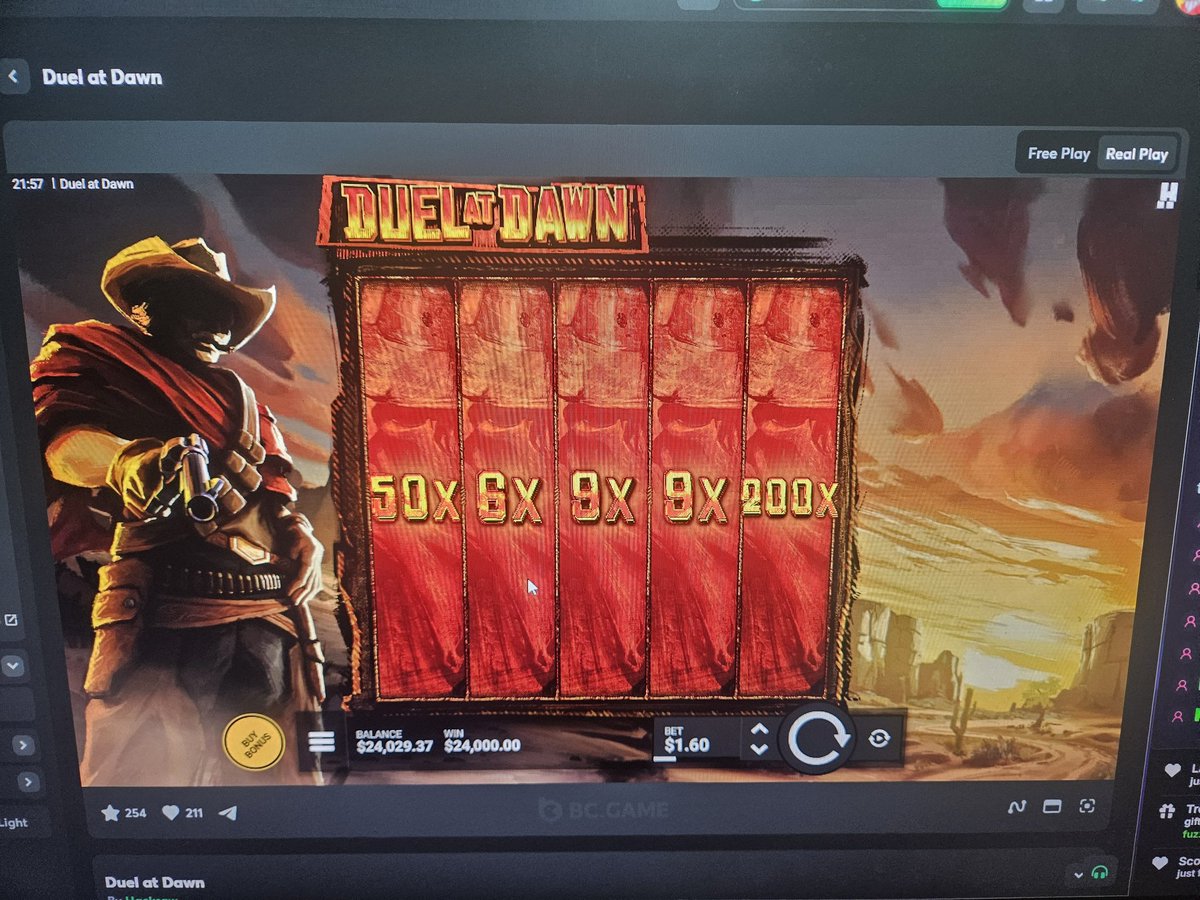 ITSMEPURGE's tweet image. Hey @hacksawgaming can i after 3 years of streaming slots finally claim that hoodie 🤣🤣🙏👀

Super bonus PAYS!

#slots #hacksaw #maxwin