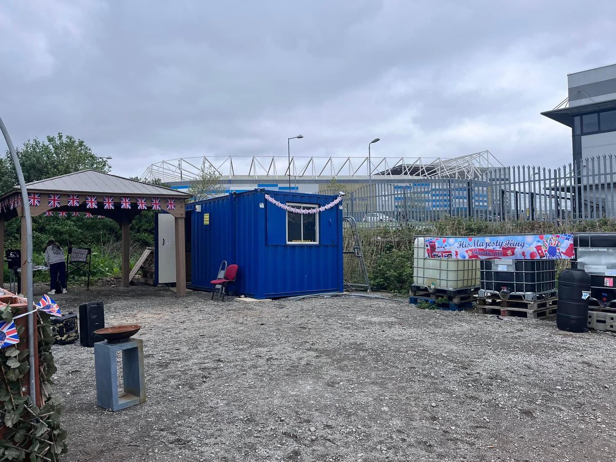 Welsh Veterans Partnership (@welshveterans) on Twitter photo Massive shout out to Matthew Fullstone and team from <a href="/KabinHire/">Kabin Hire</a> for kindly donating our Kabin to Green Head Space to ensure the prosperity of the project 🫡 we are truly moved by their generosity.
#Veterans #Wales #wellbeing #ThankYou #cardiff #kindness Massive shout out to Matthew Fullstone and team from <a href="/KabinHire/">Kabin Hire</a> for kindly donating our Kabin to Green Head Space to ensure the prosperity of the project 🫡 we are truly moved by their generosity.
#Veterans #Wales #wellbeing #ThankYou #cardiff #kindness
