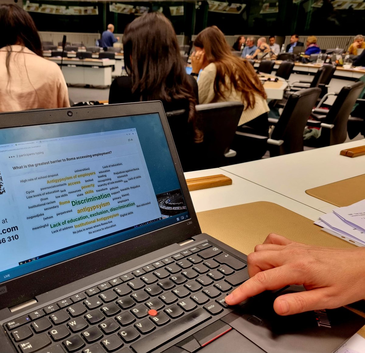 We have asked our live and online audiences what they see as the general barrier to Roma accessing employment. The keywords like #antigypsyism and #discrimination are in line with the thoughts voiced by the audience here in the room.

#UnionOfEquality
#EU4Roma #ERGOConference2024