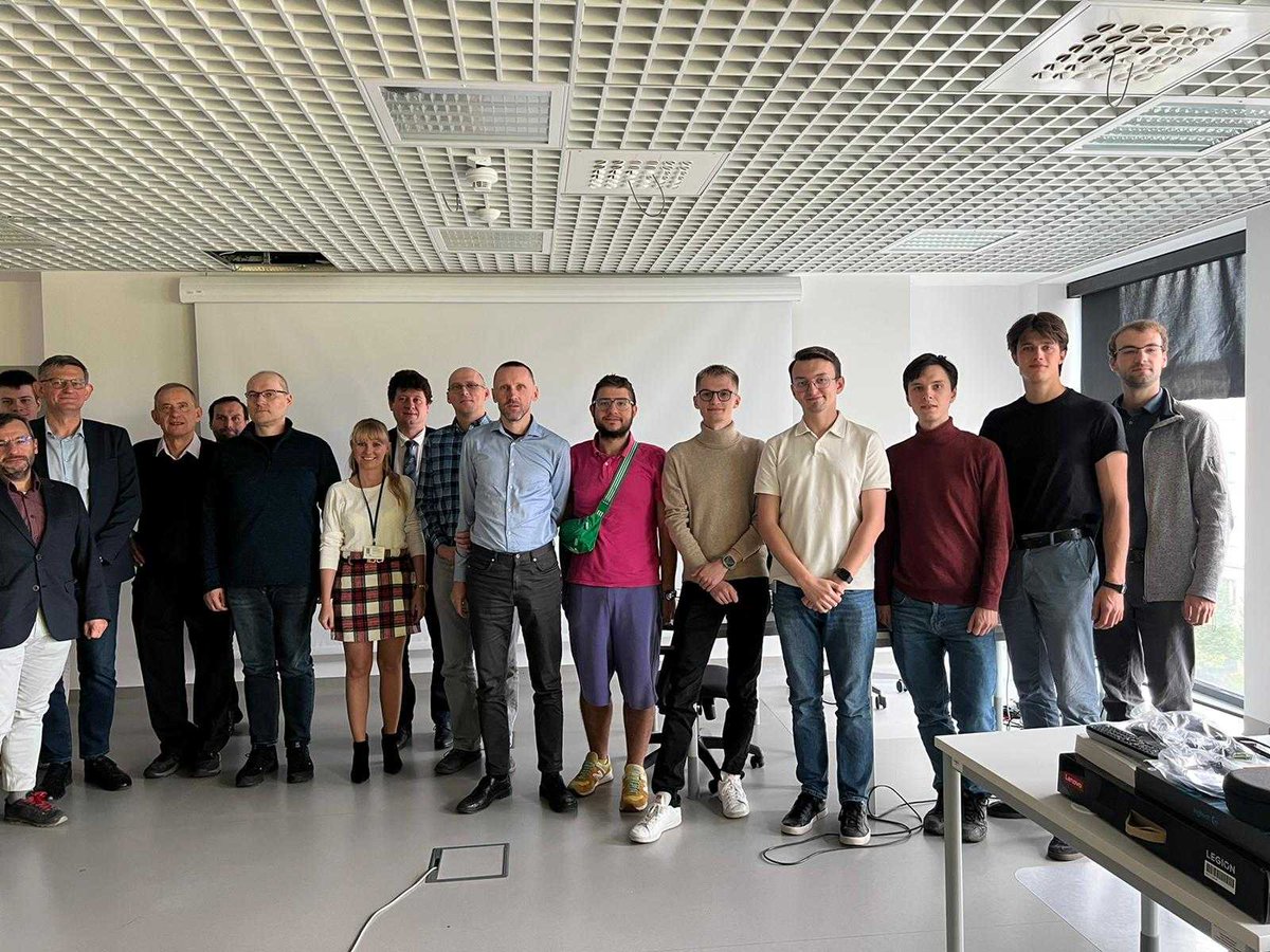 Michal Pluháček tweet media