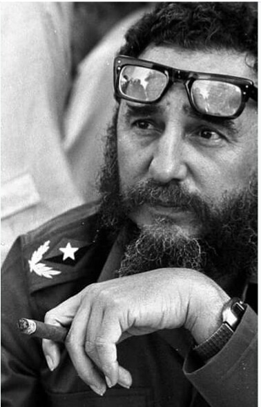 #FidelPorSiempre actuó siempre convencido de la fuerza de la verdad y de las ideas.
Fue un líder que brilló con luz propia, resplandeciendo en actos justicieros, energizado por su pueblo.
#SiempreJoven
