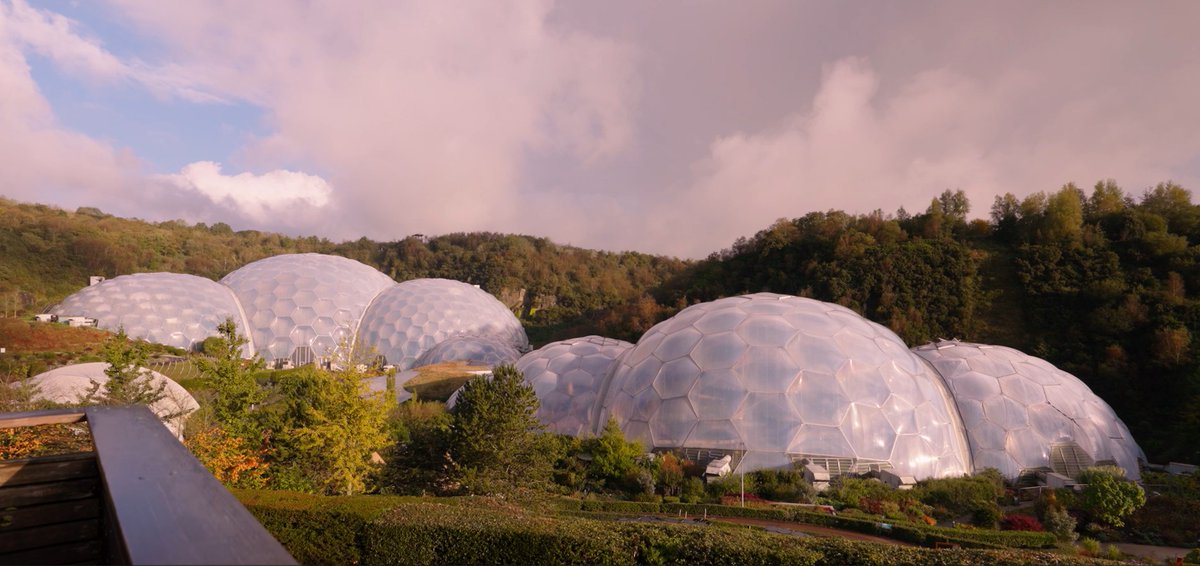 The #FrontierConnectForum brought together finance, government, and science at the Eden Project to tackle this urgent question:

How do we mobilise capital at scale into sustainable infrastructure and nature by 2030?

Find out more: foresight.group/frontier?tab=C…

#SustainableFinance