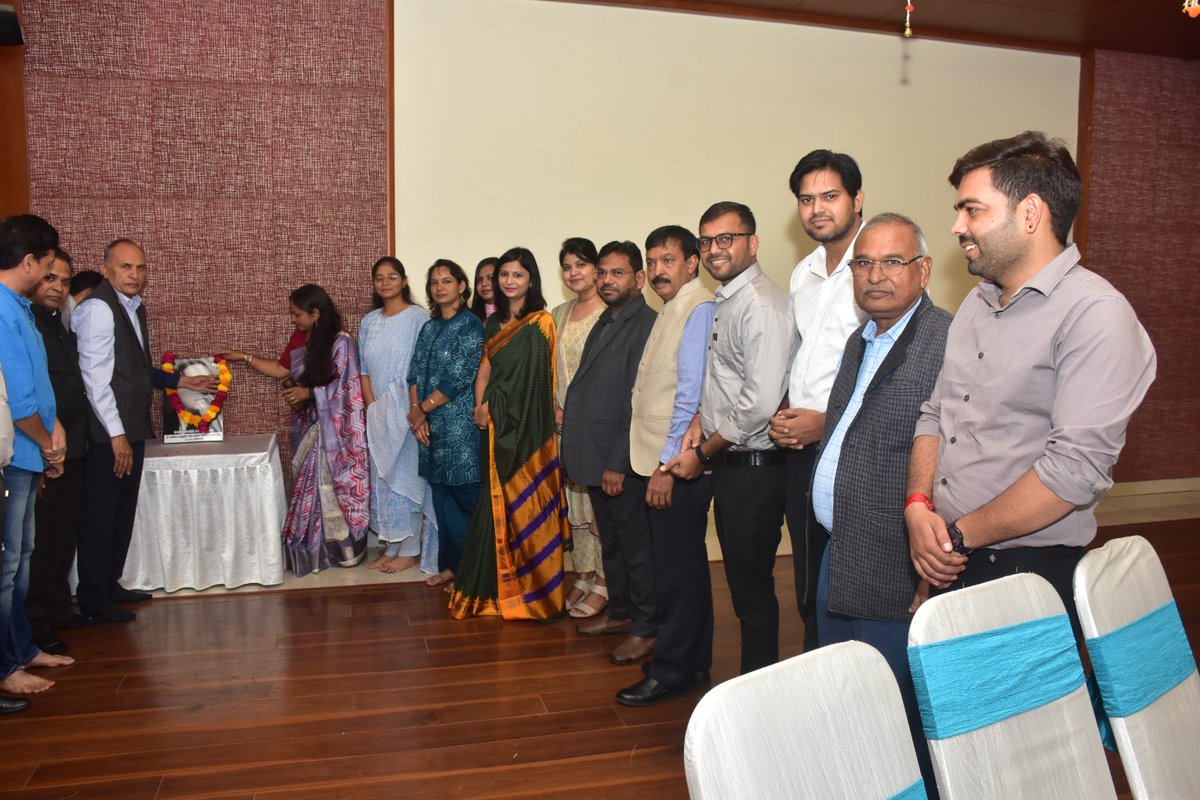 अजाक द्वारा नवचयनित RAS &amp;RPS अफसरों का जयपुर में संवाद कार्यक्रम रखा गया बहुत ही शानदार कार्यक्रम रहा...💐